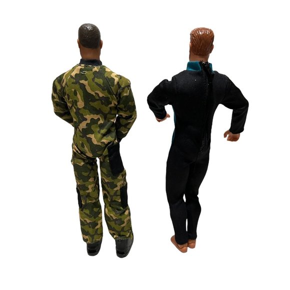 The Ultra Corps Posable Action Figures 11 ½" Set of 2 Vintage Diver Army - Picture 2 of 3
